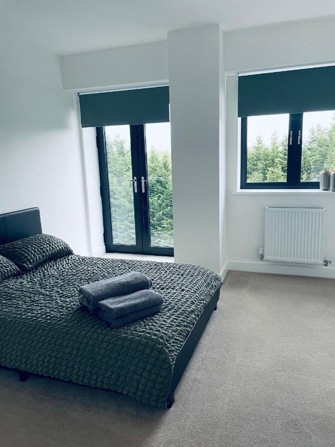 New One Bedroom Luxury Apartment In Solihull Eksteriør billede